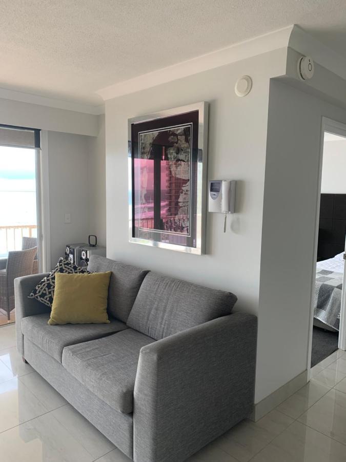 Stunning 2 Bedroom Ocean View Apartment 黄金海岸 外观 照片