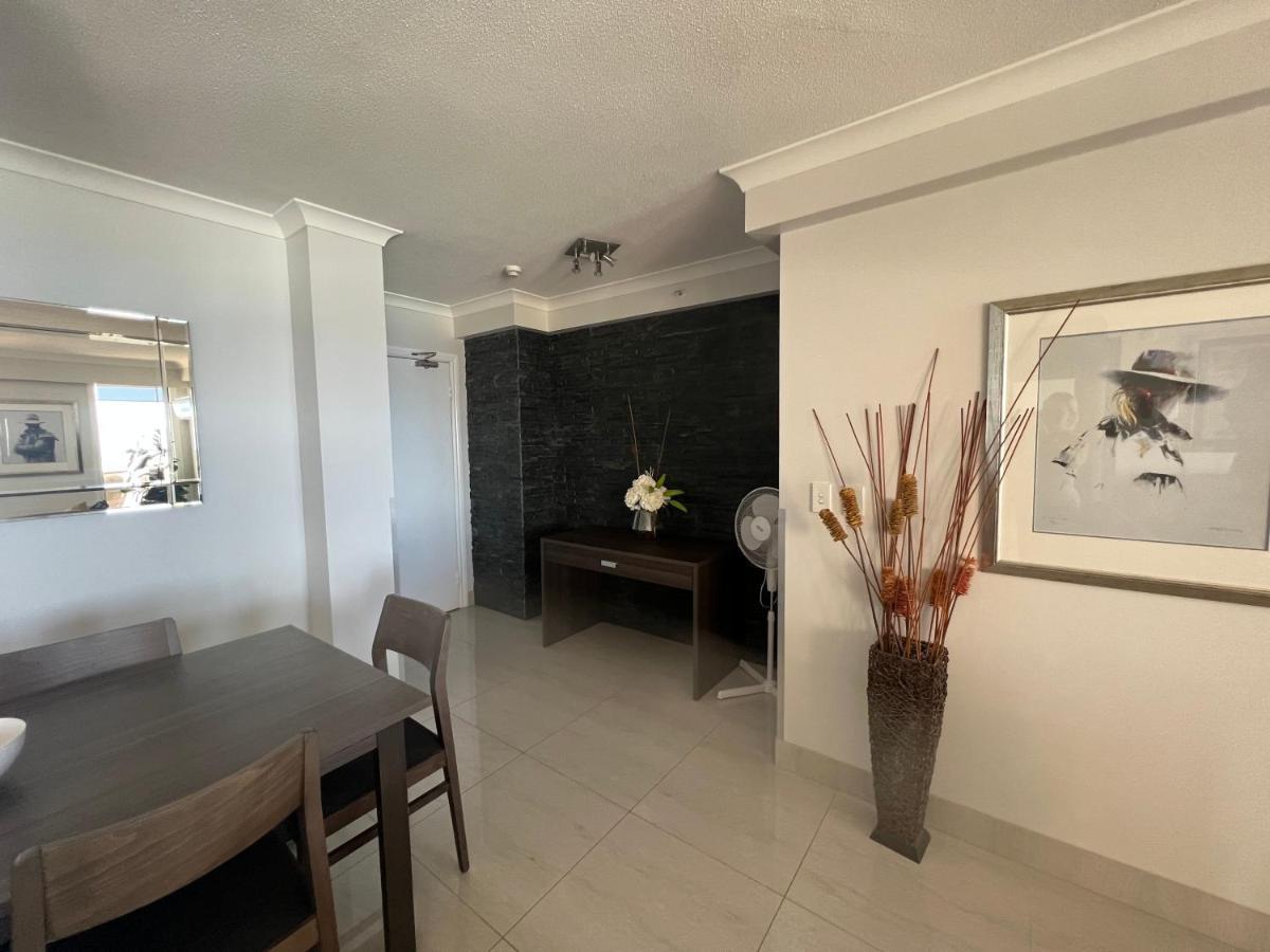 Stunning 2 Bedroom Ocean View Apartment 黄金海岸 外观 照片